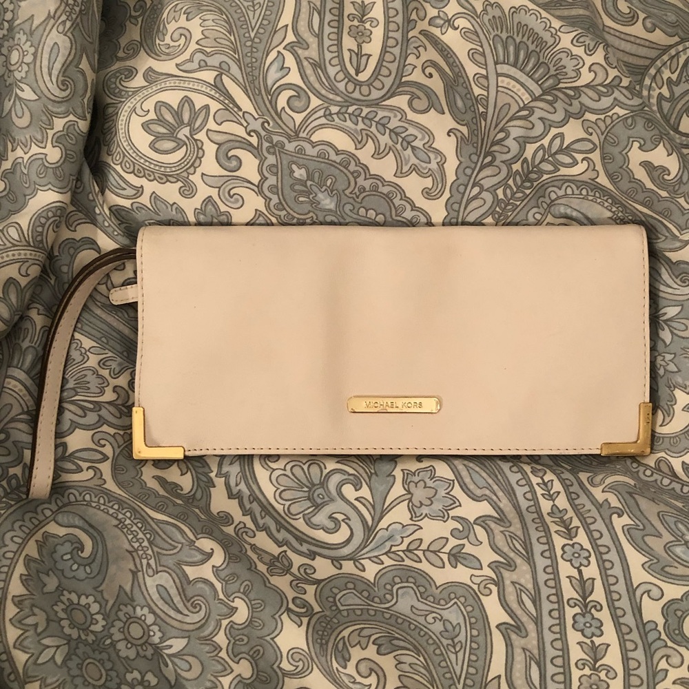 Michael Kors cream clutch